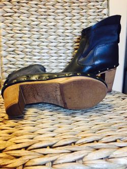 Sanita black boot/clogs