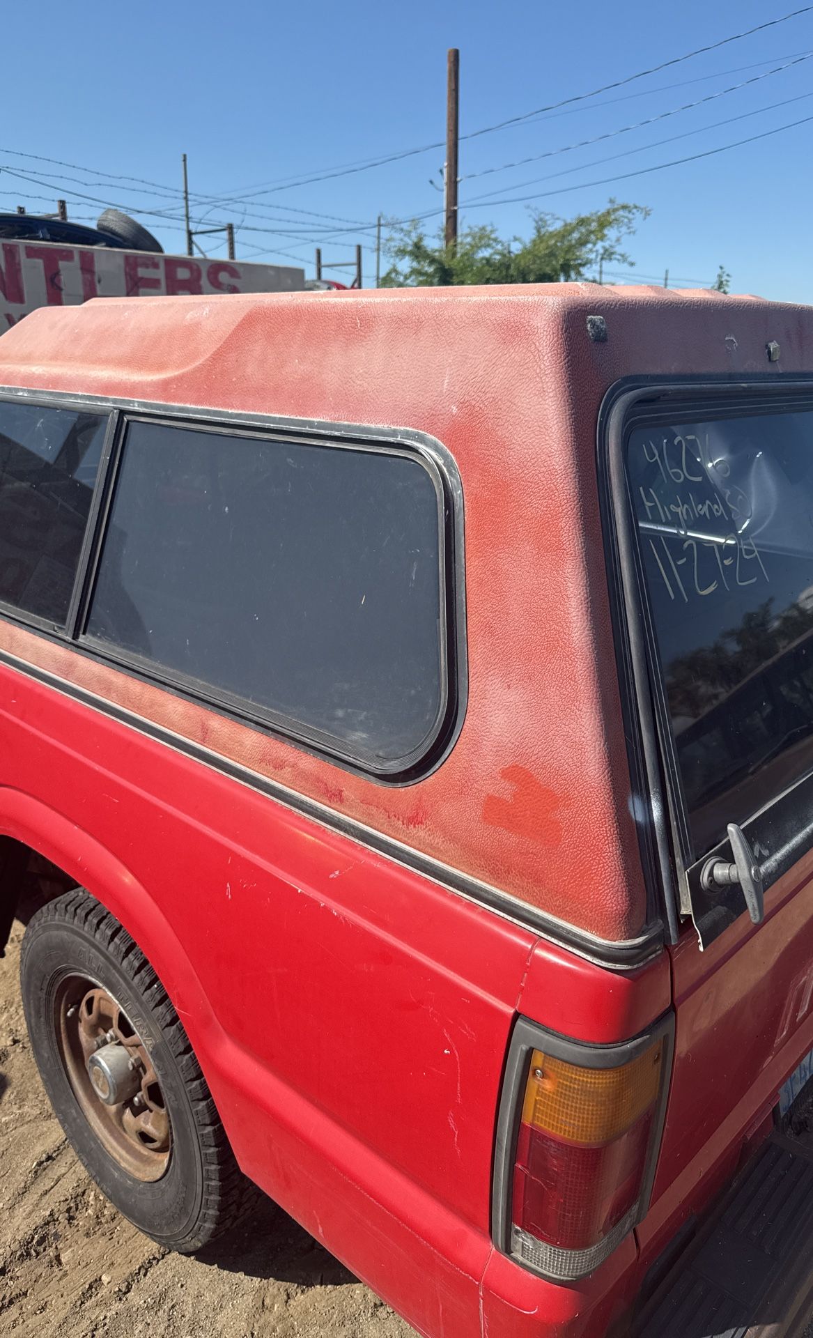 Camper Shell Toyota Pick Up Short Bed