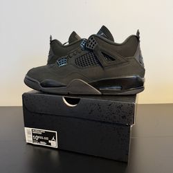 Jordan 4 Black Cat Size 10.5
