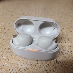 Sony Noise Canceling Earbuds (READ AD)