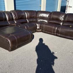 Power Reclining Sectional Couch