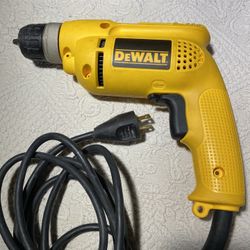 Dewalt 3/8” Corded drill & case