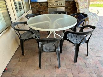 Outdoor Table with Chairs