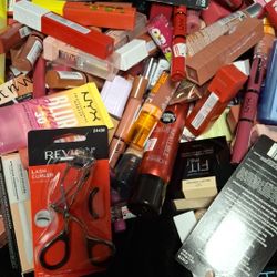 Wholesale Makeup Lot