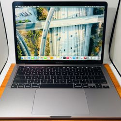 Apple MacBook Pro M1 💻 TouchBar 2020 8GB RAM 256GB SSD