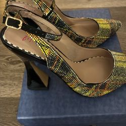 Stunning Size 7 Betsy Johnson Shoes