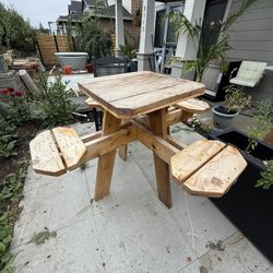 Cedar Bar Table With Floating Stools 