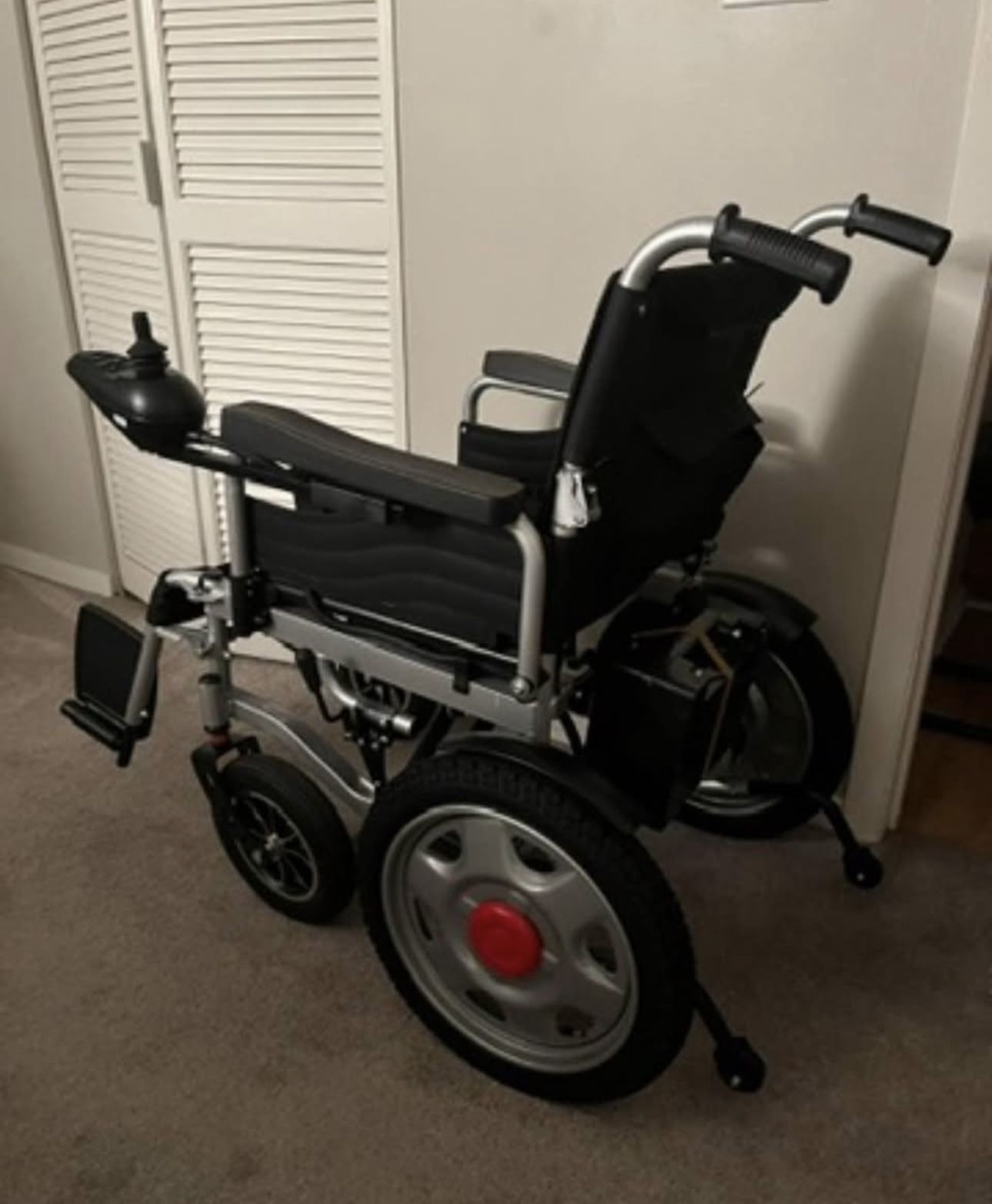 New in Box Electric Wheelchair – Lightweight & Foldable