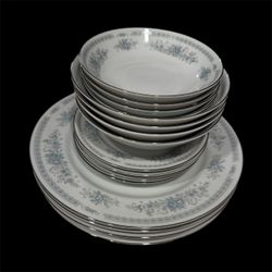 16 Piece "Christine” Porcelain Dinnerware Set