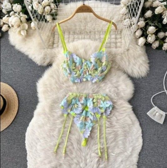 Women's Sexy Floral Bikini - 2 pc Set