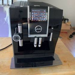 Jura-Z9-Super-Automatic-Coffee-Machine