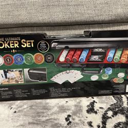 The Ultimate Poker Set 