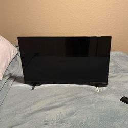 Vizio 32 inch 768 pixel built in smart tv