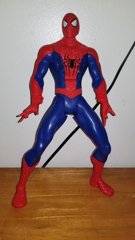 Spiderman 15' Tall Pre-Owned Good Condition