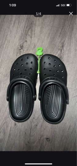 Crocs