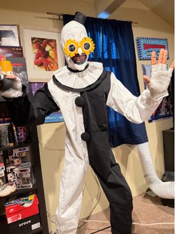 Art the clown animatronic