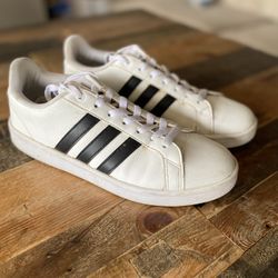 Women’s Adidas Size 9
