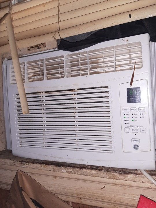 Ge 6000 BTU air Conditioner