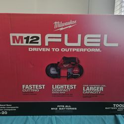 New At Box Milwaukee  Band Saw