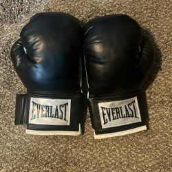 Boxing Gloves 