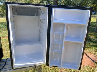 Rca mini fridge.