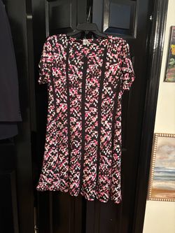Petite Large Short Sleeve Printed Swing Dress