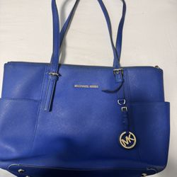  Michael Kors Purse (blue)