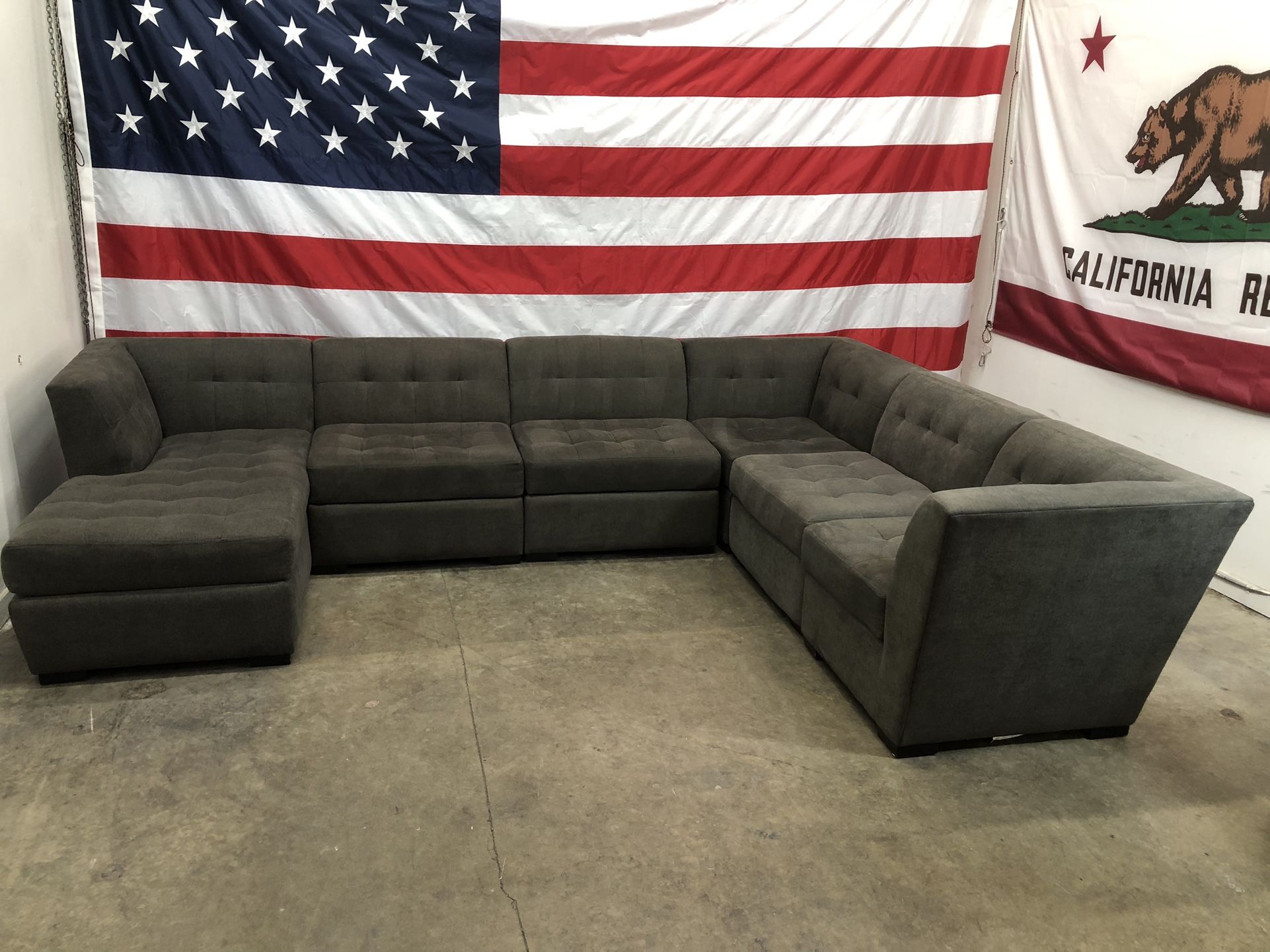Free Delivery - MACYs 6 Piece Modular Sectional Couch 