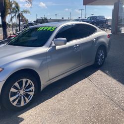Infiniti M37