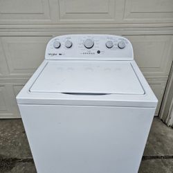 WHIRPOOL WASHER GOOD CONDITION LARGE CAPACITY DELIVERY AVAILABLE FOR EXTRA FEE WE DO REPAIRS 