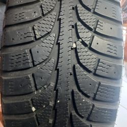 22555r18 Tire