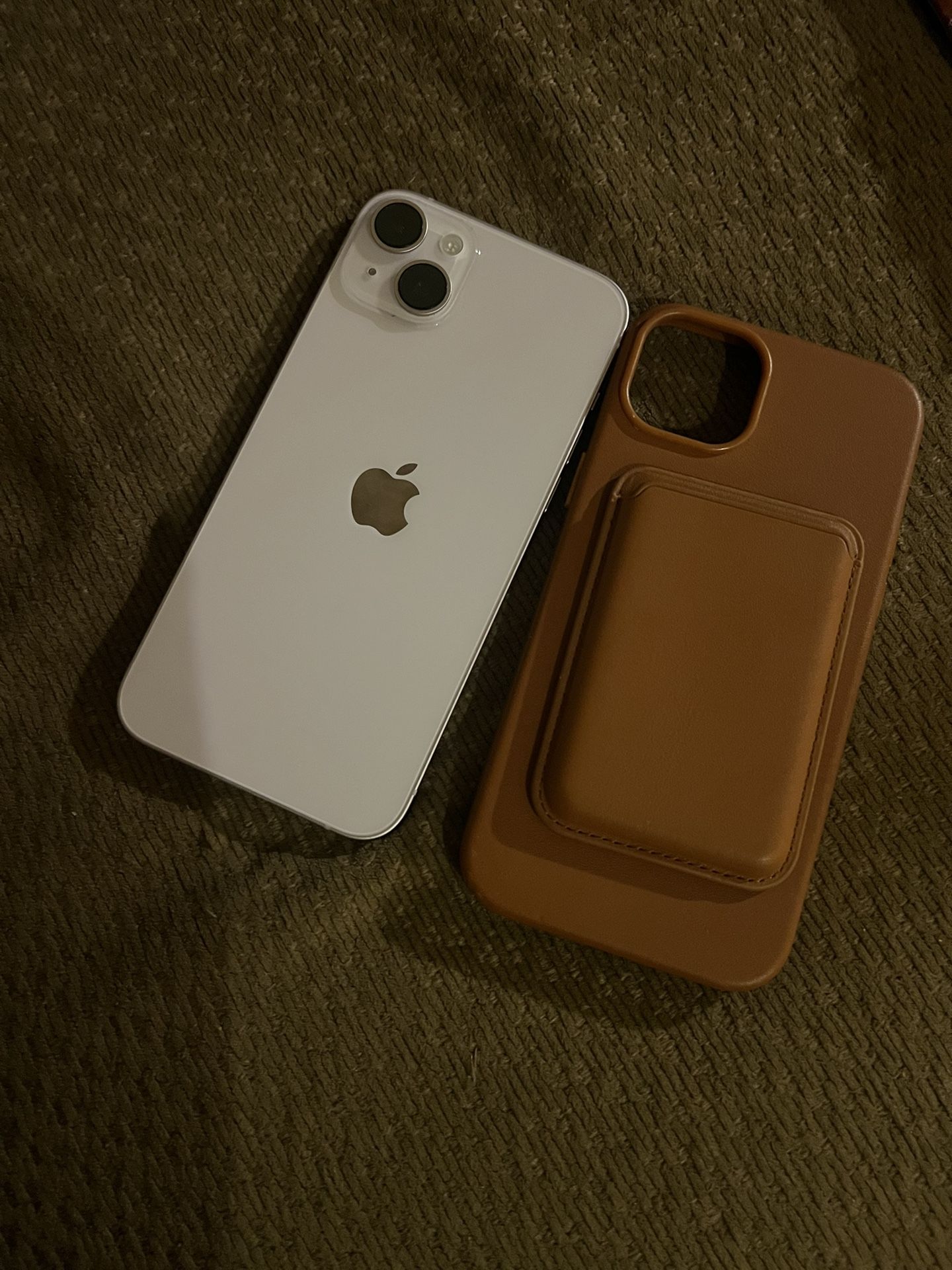 iPhone 14 Plus