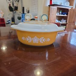 Pyrex Butterly Gold 043 Casserole