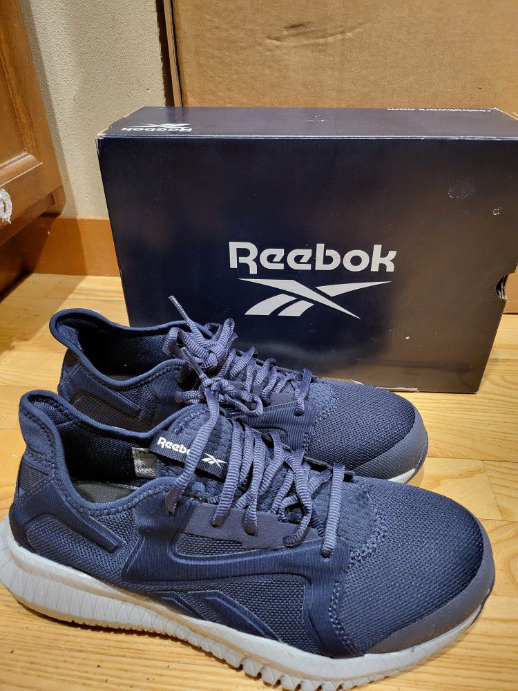 Reebok Work Men's Flexagon 3.0 Safety Toe Athletic Work Shoe, Size 8.5 Wide 