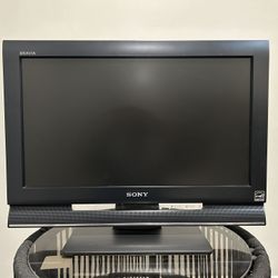 SONY Bravia - 21.5” (Lightly Used) TV 1080i/720P LCD