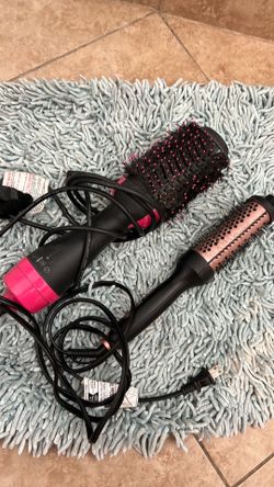 Heated round brush
