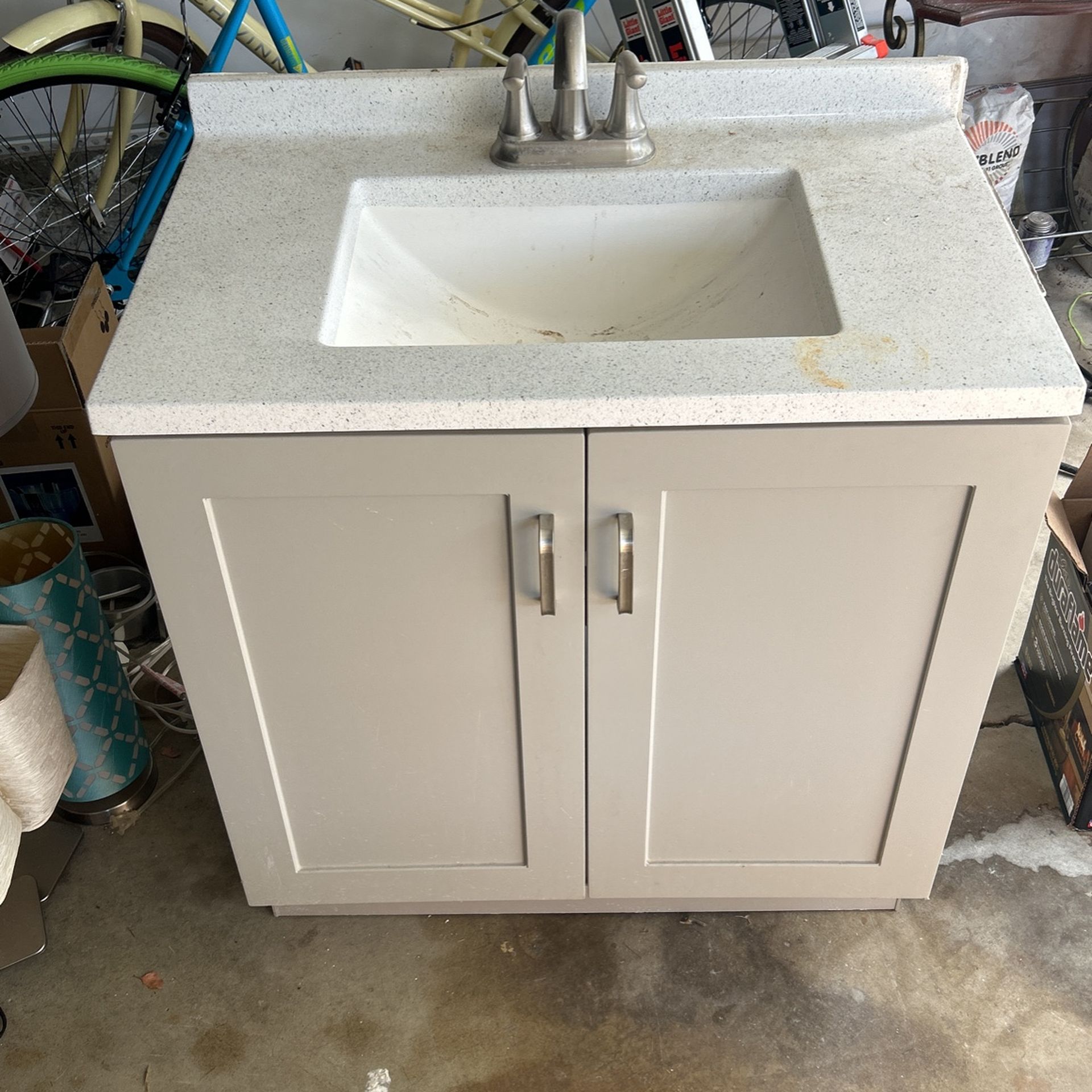 Bathroom Vanity for Sale in Gardena, CA - OfferUp