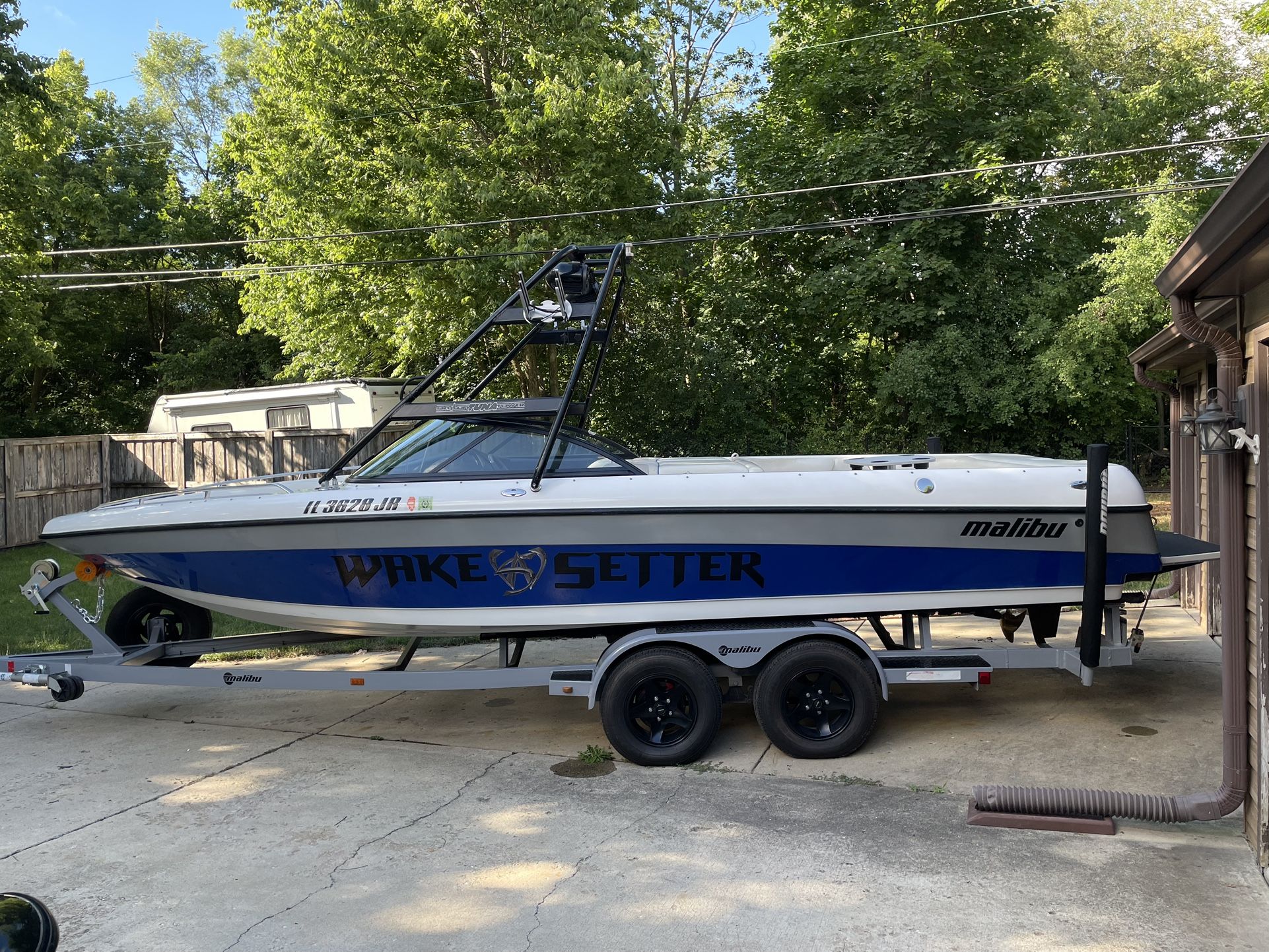 2002 Malibu Wakesetter 23xti
