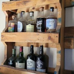 Rustic Live-Edge Whiskey Rack with Built-in Glassware Holder