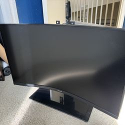 Samsung Odyssey G7 32 Inch Curved