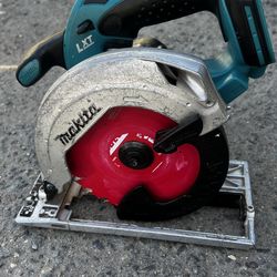 Makita Cordless Saw