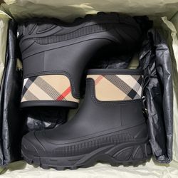 Burberry Rubber Rain Boots