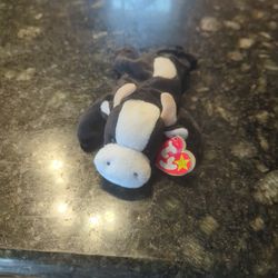 Ty Beanie Babies Daisy the Cow Retired