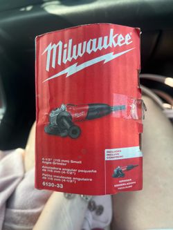NEW Milwaukee 4-1/2” Angle Grinder 6130-33 – Never Used – Great Deal!