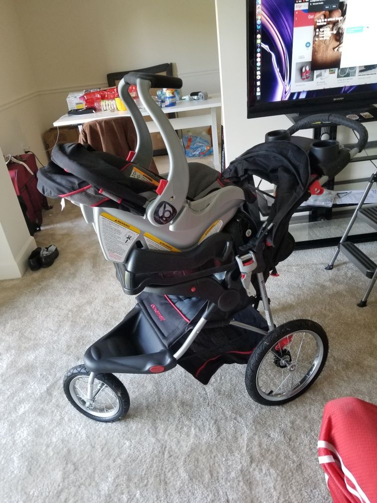 Stroller and Car Seat Combination Set. Like new