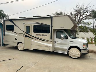 2016 Winnebago Minnie Winnie 25B
