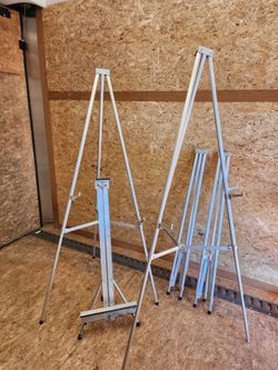 Panters Easels