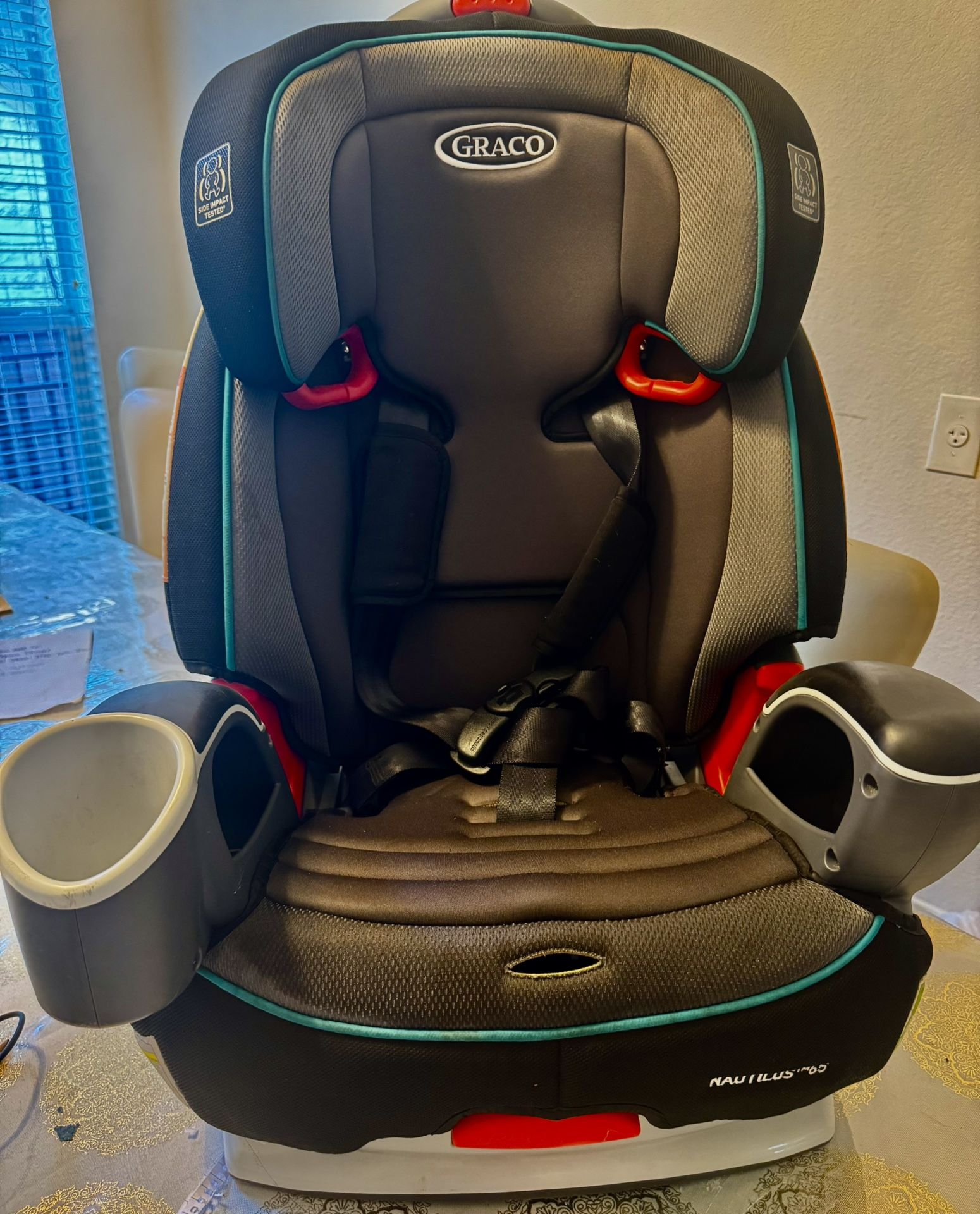 In Just Like New Condition - Graco Nautilus 65 3-in-1 Harness Booster Car Seat