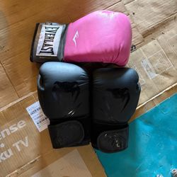 Venum gloves