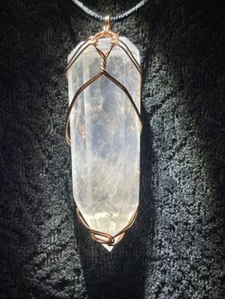 Beautiful Copper Wrapped Clear Quartz Necklace 